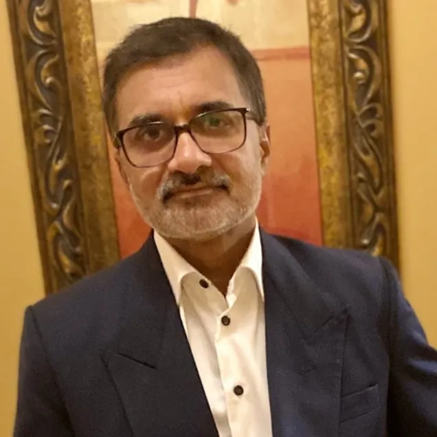 Darshak Vaishnav headshot